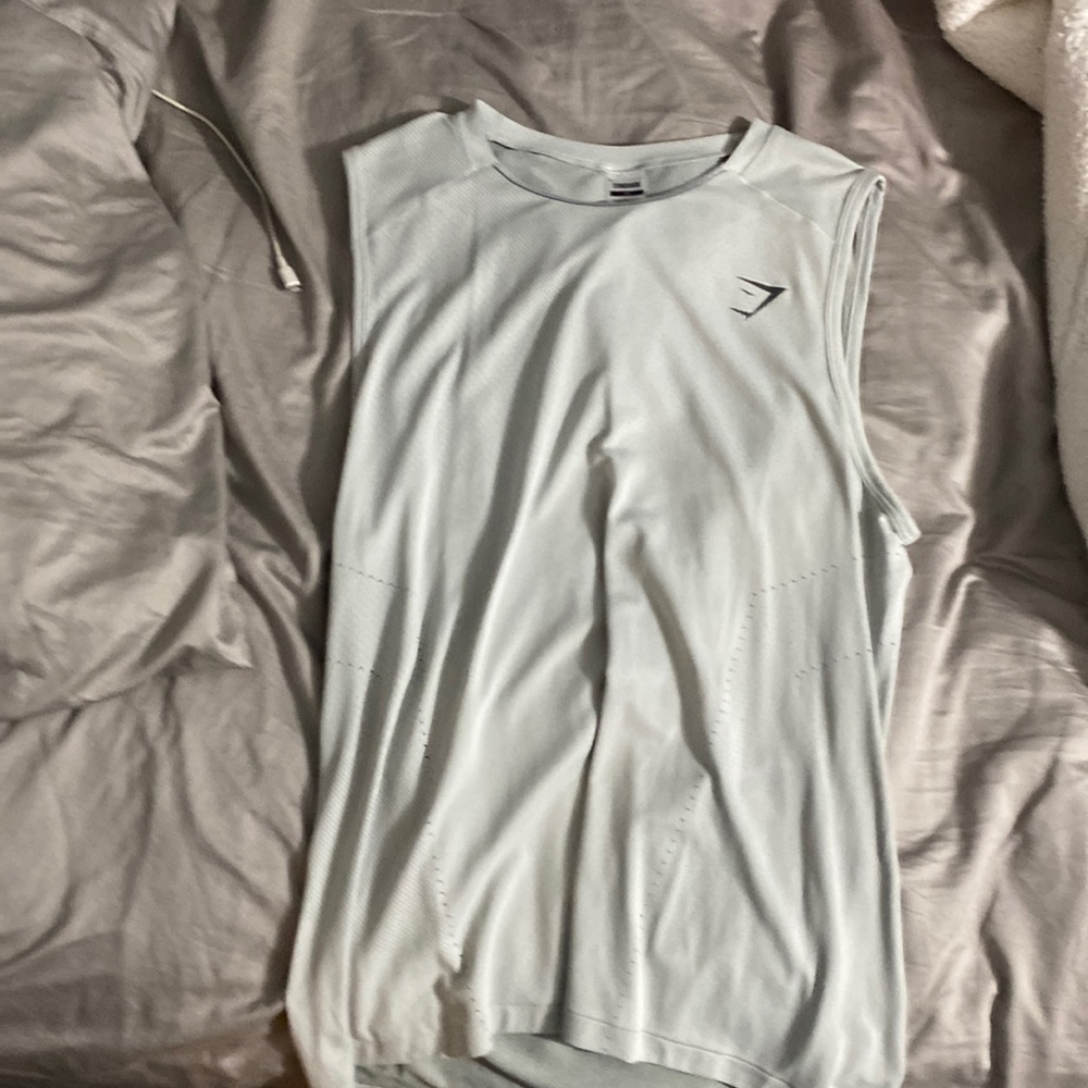 Gray gym shark cutoff size medium